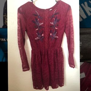 Francesca’s Long-Sleeved Lace Dress
